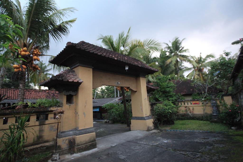 Liang House And Hostel Ubud Exterior foto